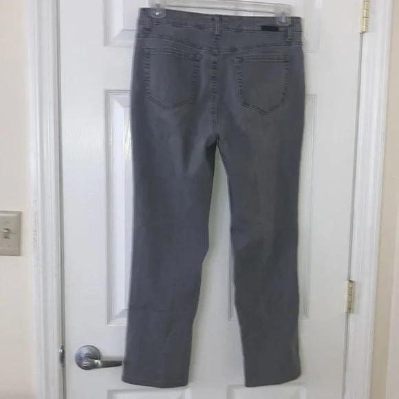 jones new york straight leg jeans - Picture 10 of 16